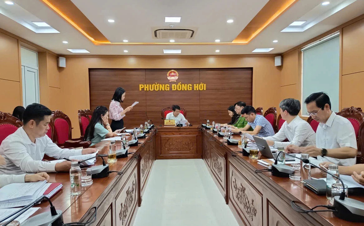 Phường Đồng Hới họp bàn triển khai thực hiện các nhiệm vụ chuyển đổi số và cải cách hành chính năm 2026
